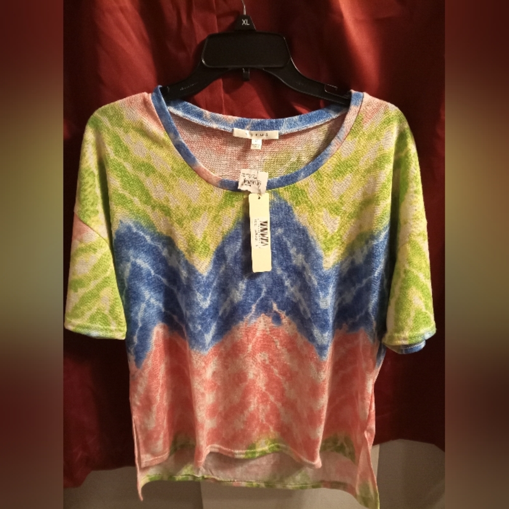 Size Medium watermelon crop top Cyrus brand